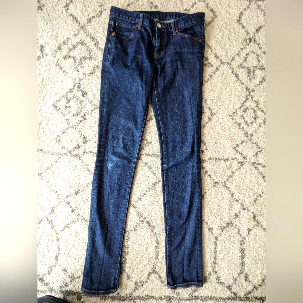Blue skinny jeans